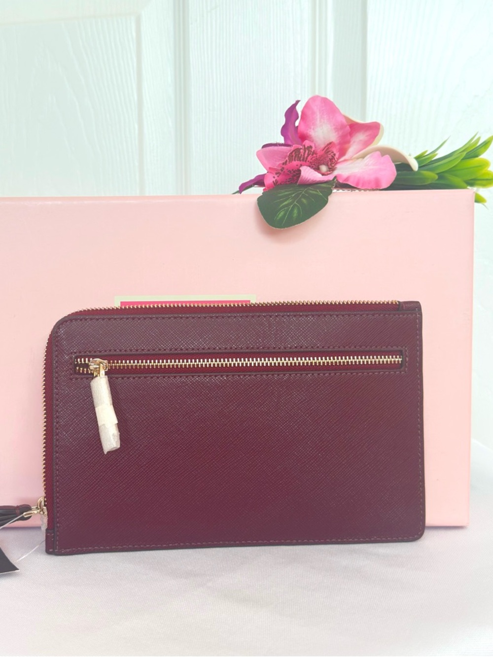 KATE SPADE ~ Rich Burgundy Colored Saffiano Leather Wrap-Around Zip Wristlet - Picture 5 of 9